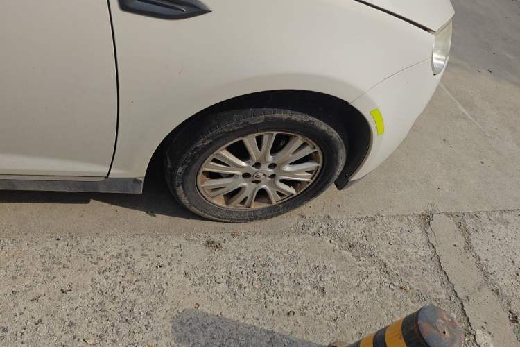 Used Roewe 550 2012 550 1.8L Automatic Value Edition Right Front Wheel Hub