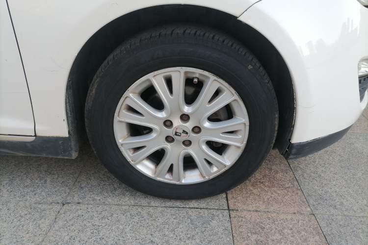 Used Roewe 550 2012 550 1.8L Manual Value Edition Right Front Wheel Hub