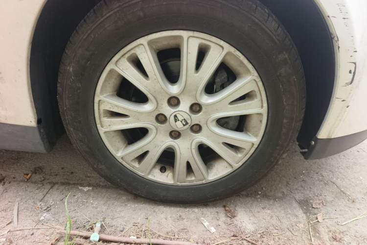 Used Roewe 550 2012 550 1.8L Automatic Value Edition Right Front Wheel Hub