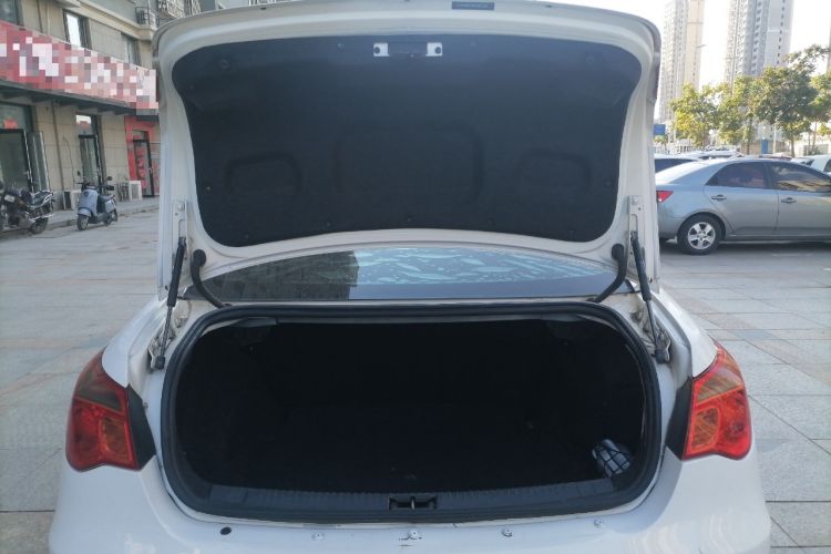 Used Roewe 550 2012 550 1.8L Manual Value Edition Trunk