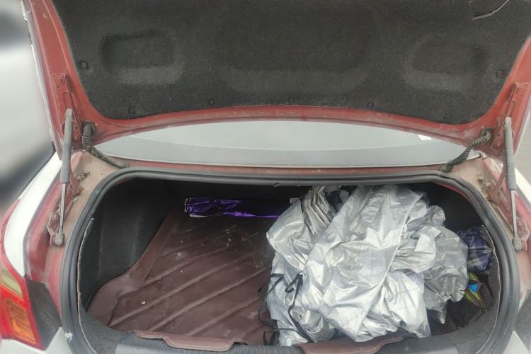 Used Roewe 550 2012 550 1.8L Automatic Value Edition Trunk