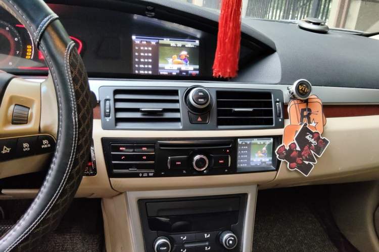 Used Roewe 550 2012 550S 1.8L Manual Qiyi Edition Audio And AC Panel