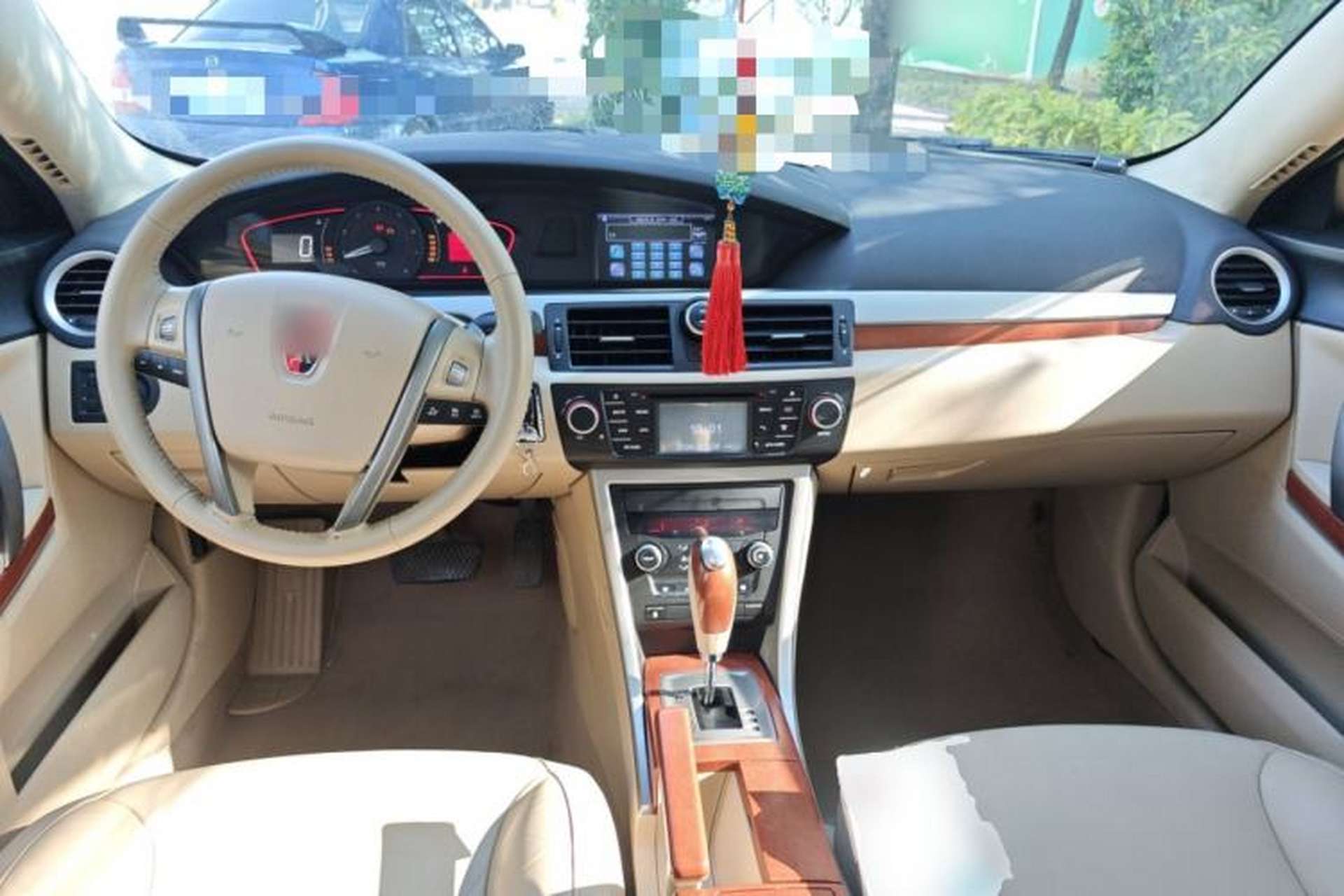 Used Roewe 550 2012 550 1.8L Automatic Value Edition Center Console