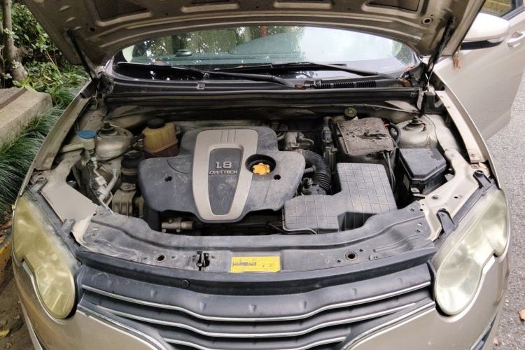 Used Roewe 550 2012 550S 1.8L Manual Qiyi Edition Engine Bay