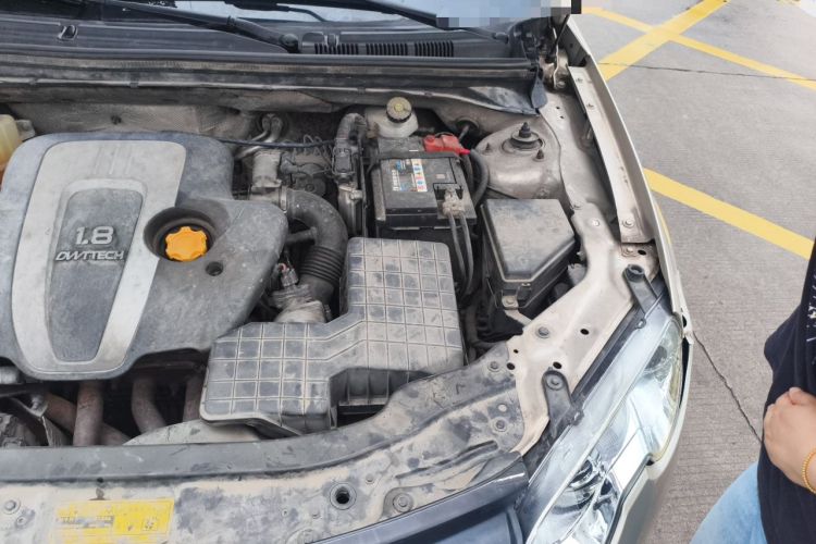 Used Roewe 550 2012 550 1.8L Automatic Value Edition Engine Bay Left