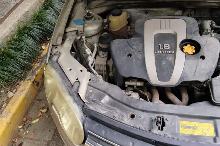 Used Roewe 550 2012 550S 1.8L Manual Qiyi Edition Engine Bay Right