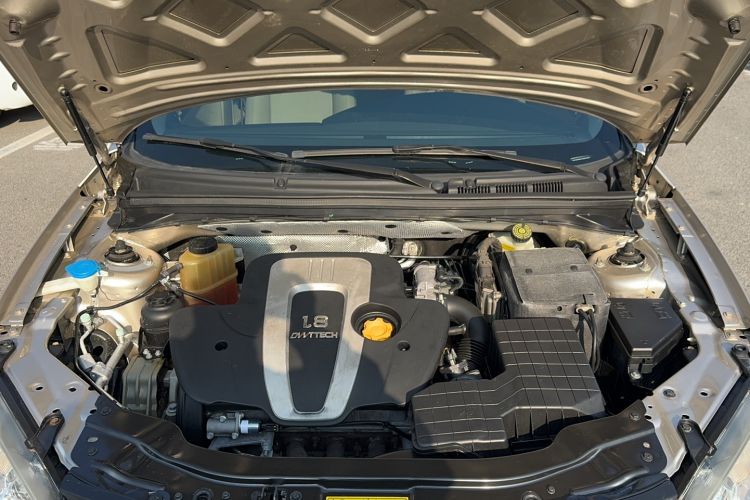 Used Roewe 550 2012 550 1.8L Automatic Value Edition Engine Bay