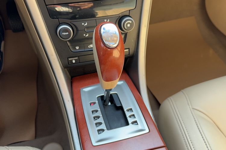 Used Roewe 550 2012 550 1.8L Automatic Value Edition Gear Lever