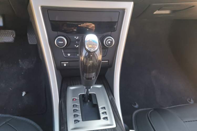 Used Roewe 550 2012 550 1.8L Automatic Value Edition Gear Lever