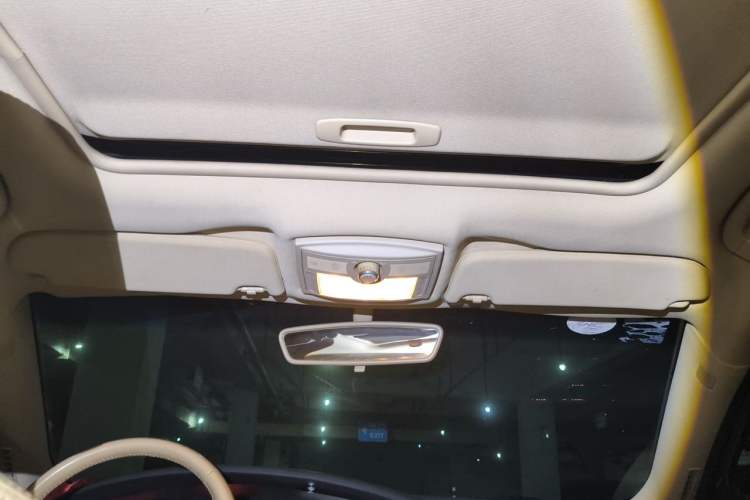 Used Roewe 550 2012 550S 1.8L Manual Qiyi Edition Headliner