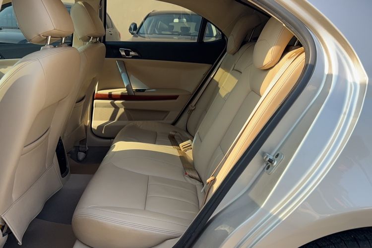 Used Roewe 550 2012 550 1.8L Automatic Value Edition Left Rear Seat