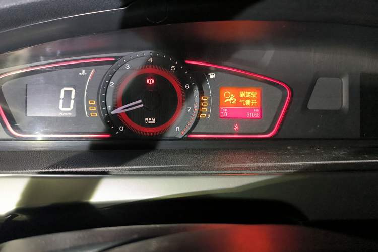 Used Roewe 550 2012 550 1.8L Manual Value Edition Odometer Close Up