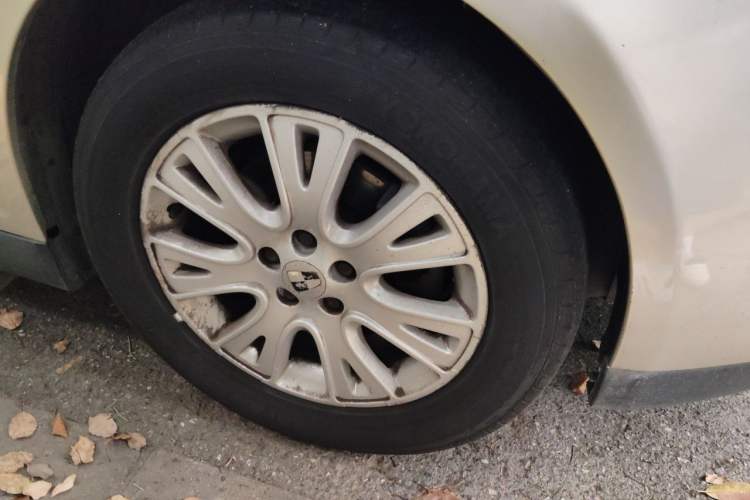 Used Roewe 550 2012 550S 1.8L Manual Qiyi Edition Right Front Wheel Hub