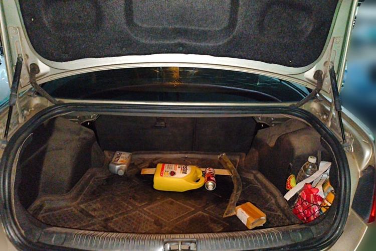 Used Roewe 550 2012 550 1.8L Automatic Value Edition Trunk