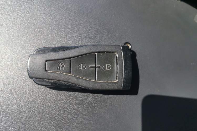 Used Roewe 550 2012 550 1.8L Automatic Value Edition Vehicle Key