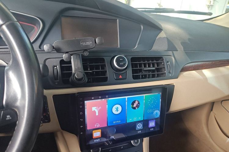 Used Roewe 550 2013 550S 1.8L Automatic Start-Zhen Edition Audio And AC Panel