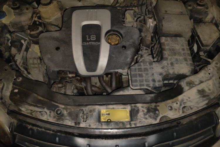 Used Roewe 550 2013 Classic Edition 550 1.8L Automatic Luxury Model Engine Bay