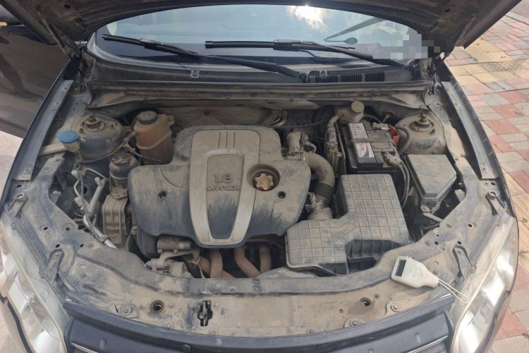 Used Roewe 550 2013 Classic Edition 550 1.8L Manual Luxury Model Engine Bay