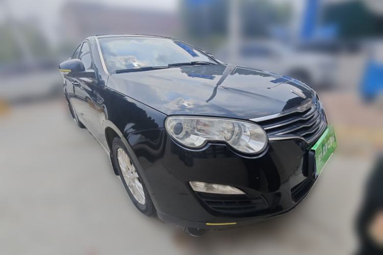 Used Roewe 550 2013 Classic Edition 550 1.8L Manual Luxury Model Front Right 45 Deg