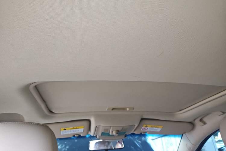 Used Roewe 550 2013 550S 1.8L Automatic Start-Zhen Edition Headliner