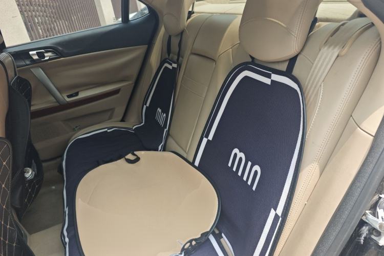 Used Roewe 550 2013 Classic Edition 550 1.8L Manual Luxury Model Left Rear Seat
