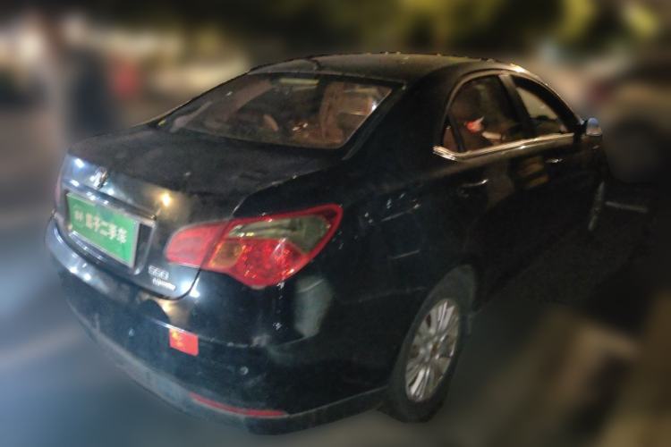 Used Roewe 550 2013 Classic Edition 550 1.8L Automatic Luxury Model Rear Right 45 Deg
