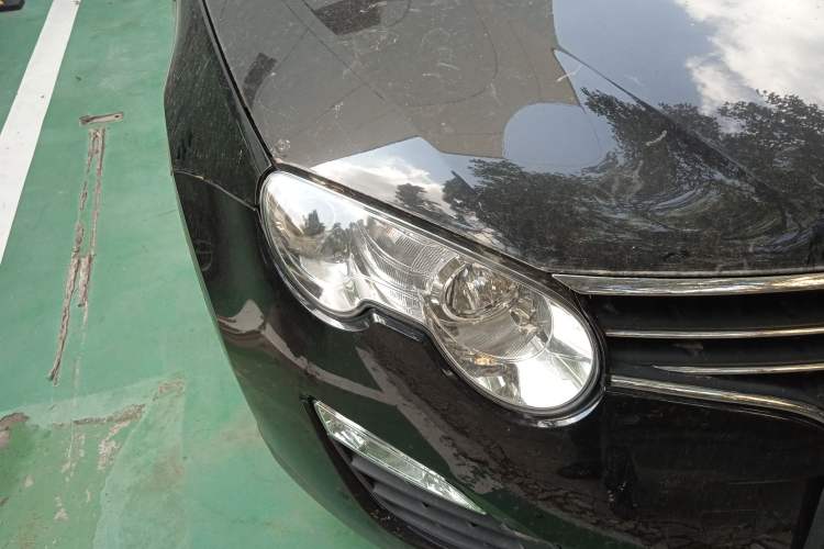 Used Roewe 550 2013 Classic Edition 550 1.8L Automatic Luxury Model Right Front Headlight