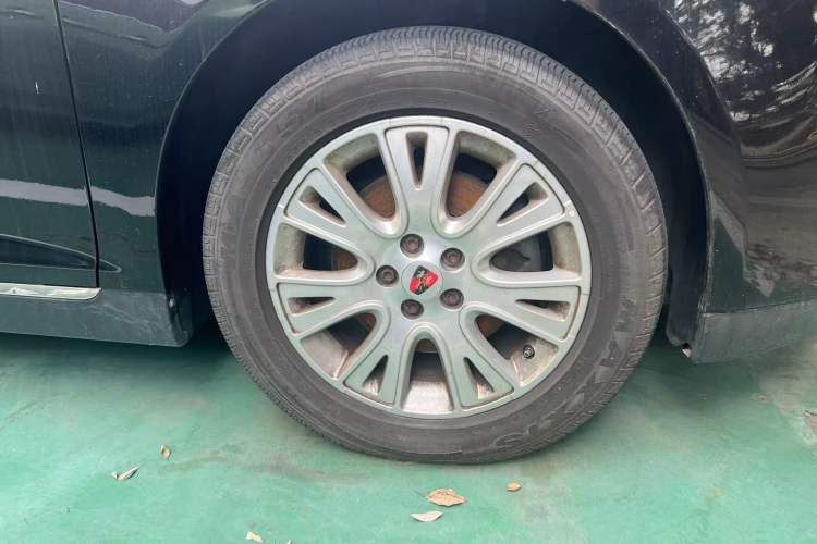 Used Roewe 550 2013 Classic Edition 550 1.8L Automatic Luxury Model Right Front Wheel Hub