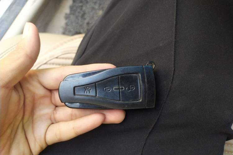 Used Roewe 550 2013 Classic Edition 550 1.8L Automatic Fashion Model Vehicle Key