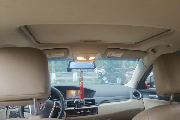 Used Roewe 550 2013 550S 1.8L Automatic Start-Zhen Edition Headliner