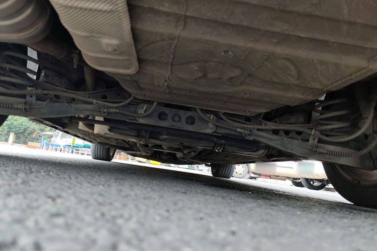 Used Roewe 550 2013 550D 1.8T Automatic Premium Edition Chassis Rear