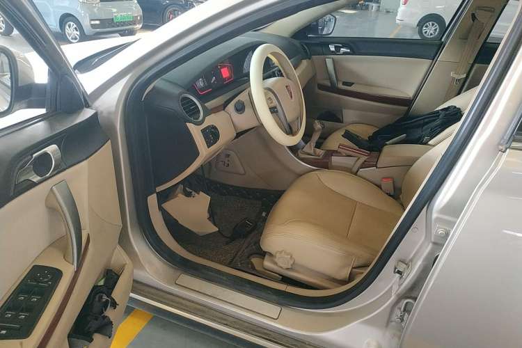 Used Roewe 550 2013 Classic Edition 550 1.8L Manual Fashion Model Driver Seat
