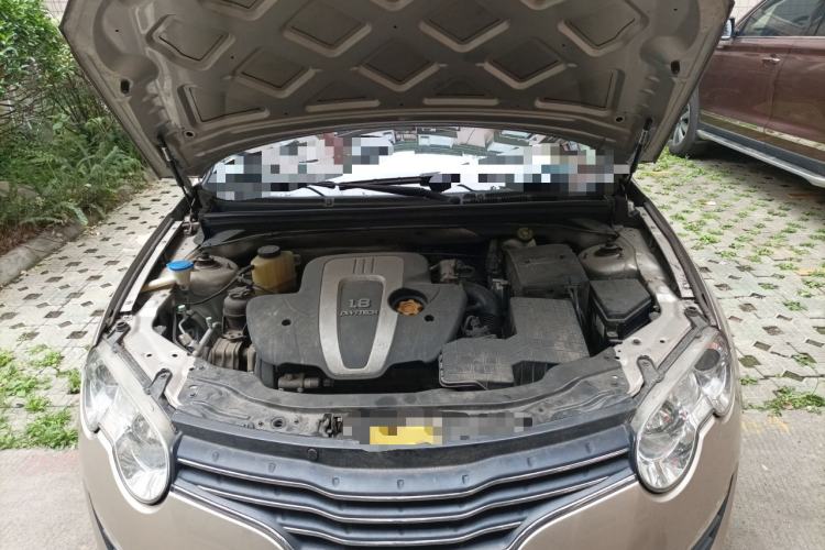 Used Roewe 550 2013 Classic Edition 550 1.8L Manual Fashion Model Engine Bay
