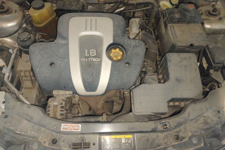 Used Roewe 550 2013 550S 1.8L Automatic Start-Zhen Edition Engine Bay