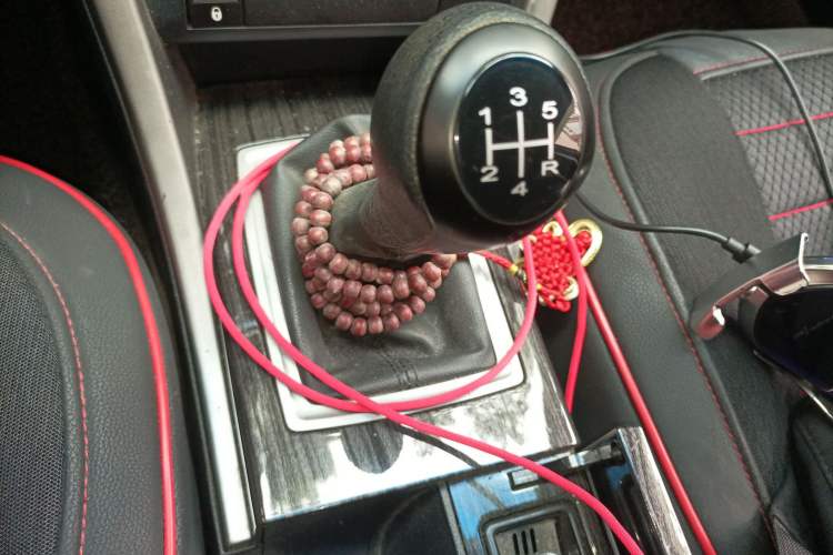 Used Roewe 550 2013 Classic Edition 550 1.8L Manual Fashion Model Gear Lever