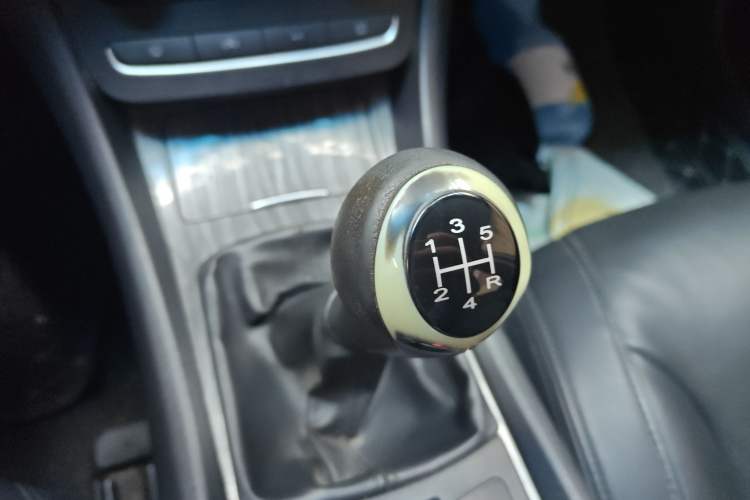 Used Roewe 550 2013 550S 1.8L Manual Qiyi Edition Gear Lever