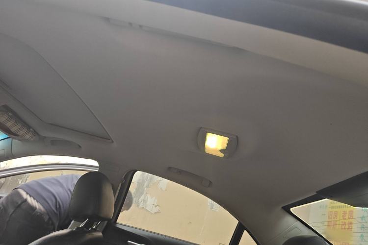 Used Roewe 550 2013 550S 1.8L Manual Qiyi Edition Headliner