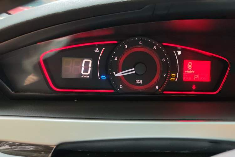 Used Roewe 550 2013 Classic Edition 550 1.8L Automatic Luxury Model Instrument Cluster