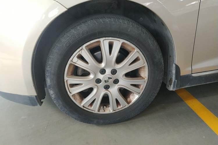 Used Roewe 550 2013 Classic Edition 550 1.8L Manual Fashion Model Left Front Wheel Hub
