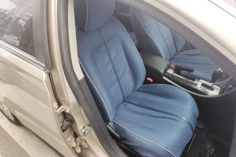 Used Roewe 550 2013 Classic Edition 550 1.8L Automatic Fashion Model Right Front Seat