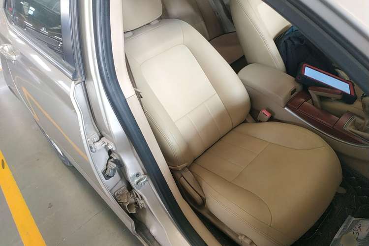 Used Roewe 550 2013 Classic Edition 550 1.8L Manual Fashion Model Right Front Seat