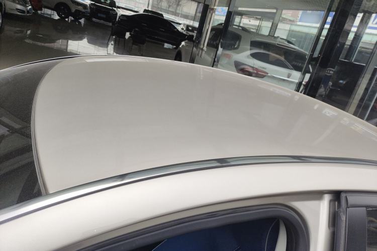 Used Roewe 550 2013 Classic Edition 550 1.8L Automatic Fashion Model Roof