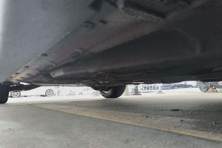 Used Roewe 550 2013 Classic Edition 550 1.8L Automatic Fashion Model Chassis Front Right