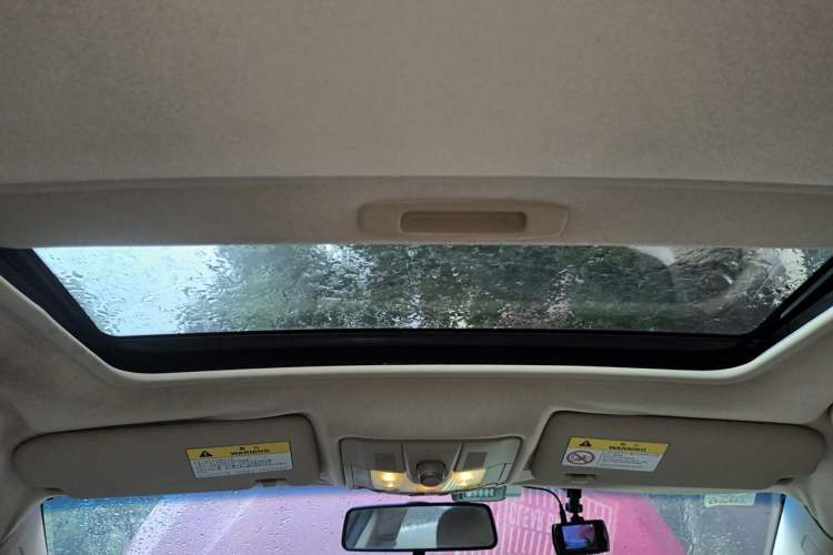 Used Roewe 550 2013 Classic Edition 550 1.8L Automatic Luxury Model Headliner