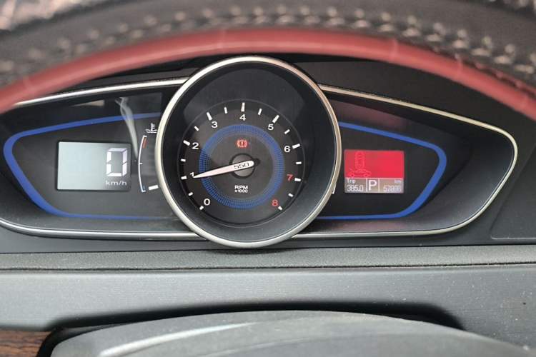 Used Roewe 550 2013 Classic Edition 550 1.8L Automatic Luxury Model Instrument Cluster
