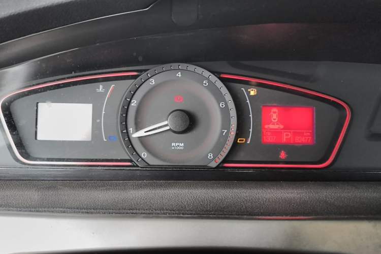 Used Roewe 550 2013 Classic Edition 550 1.8L Automatic Fashion Model Instrument Cluster