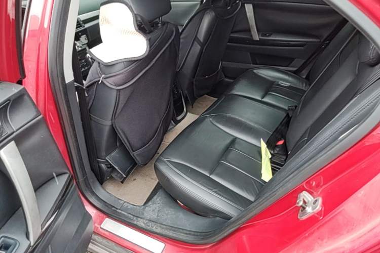 Used Roewe 550 2013 Classic Edition 550 1.8L Automatic Luxury Model Left Rear Seat