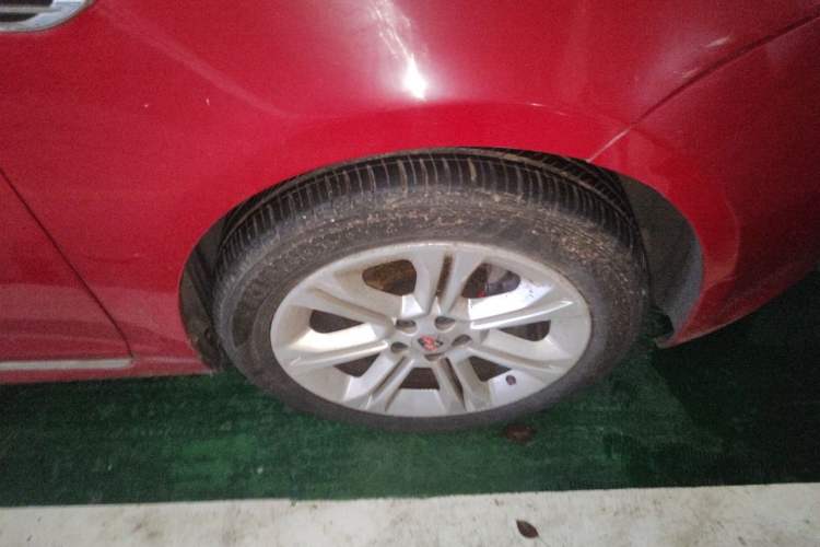 Used Roewe 550 2013 550D 1.8T Automatic Premium Edition Right Front Wheel Hub