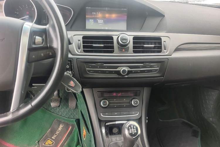Used Roewe 550 2013 550S 1.8L Manual Qiyi Edition Audio And AC Panel