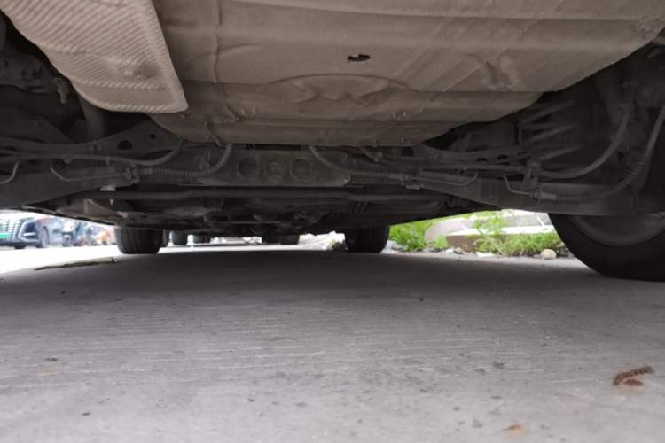 Used Roewe 550 2013 550D 1.8T Automatic Premium Edition Chassis Rear